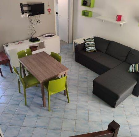Visitponza - La Tana Di Bacco Apartment Luaran gambar